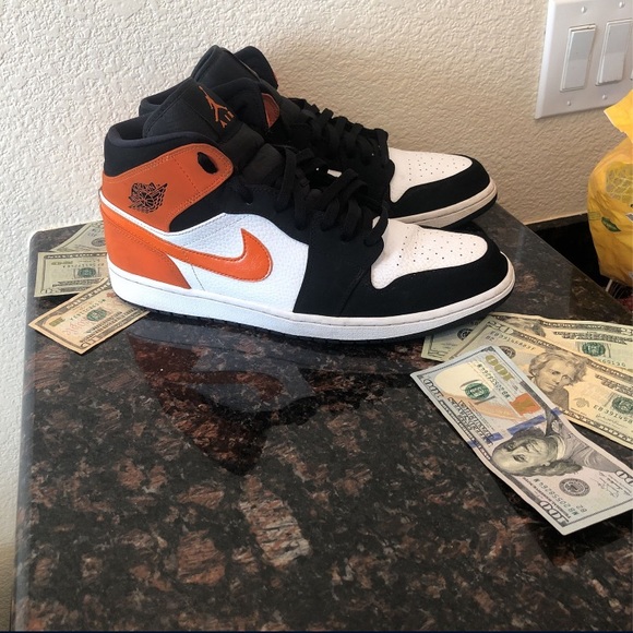 Jordan Air 1 Shattered Backboard (Size 13) main image 6